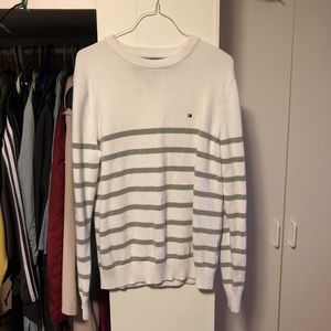 Vintage Tommy Hilfiger sweater